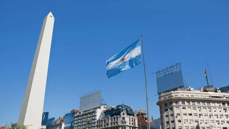 ¿Nuevo REPROCANN? Cambios en las reglas de registro y cultivo de cannabis medicinal en Argentina hasta 2025