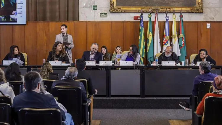 Comissão da Câmara de São Paulo aprova projeto que garante fornecimento de canabidiol pelo SUS