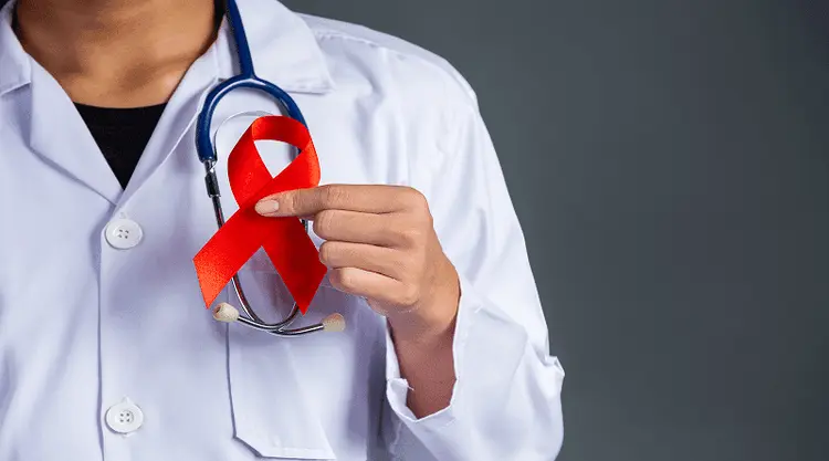 Cannabis para aliviar sintomas do HIV?: estudo recebe subsídio de US$ 1,37 milhão