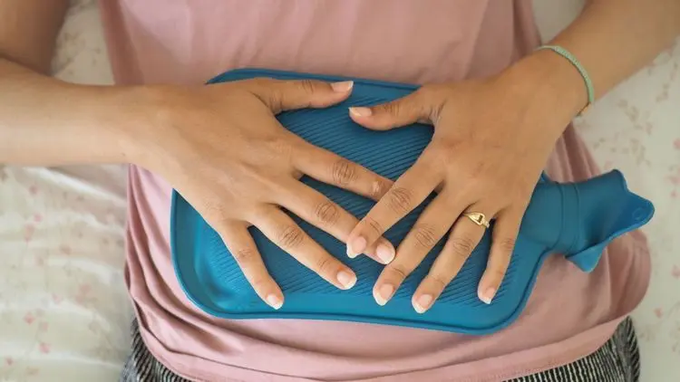 Menstruação sem sofrimento? Cannabis ganha destaque como aliada contra dores e sintomas da TPM