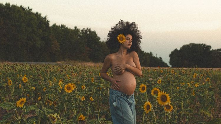 Imagem da noticia: Maternidade psicodélica: Amanda, ancestralidade e futuro