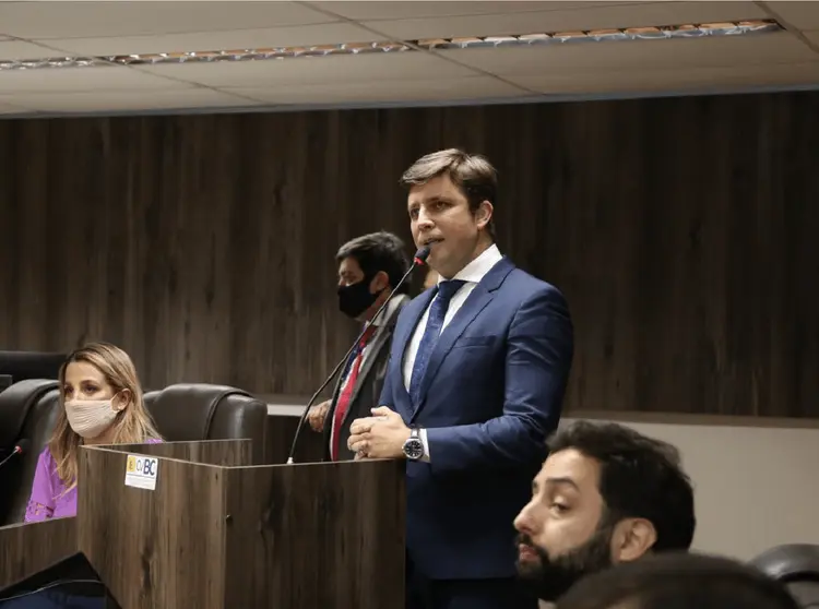 Exclusivo: prefeito de Balneário Camboriú (SC) explica por que vetou inclusão de cannabis medicinal no SUS 