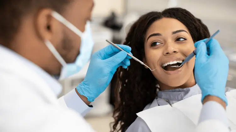 El cannabidiol puede ayudar en la regeneración dental, indica un estudio in vitro de la USP