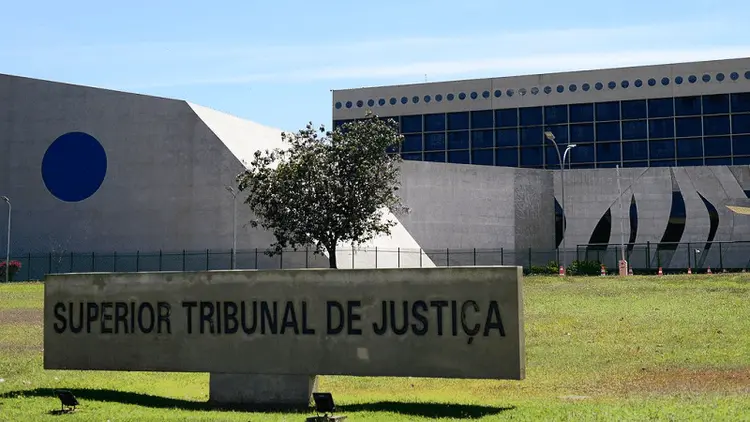 Jurisprudência: STJ alinha posicionamento sobre salvo-conduto que autoriza produção de óleo de cannabis