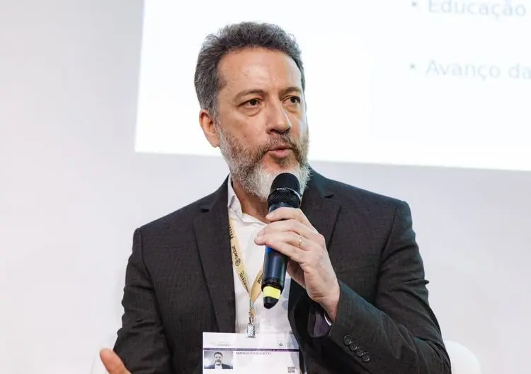 “É importante que a farmácia de manipulação tenha acesso a todos os insumos da cannabis" defende Marco Fiaschetti, da Anfarmag