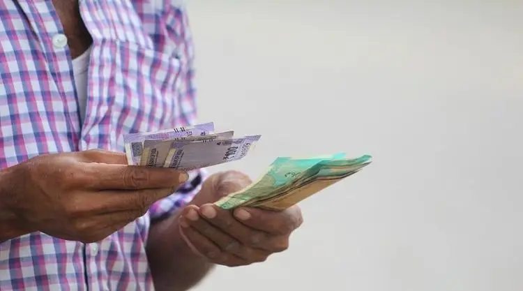 Mercados ilegais de cannabis persistem nos EUA e no Canadá, apesar da legalização