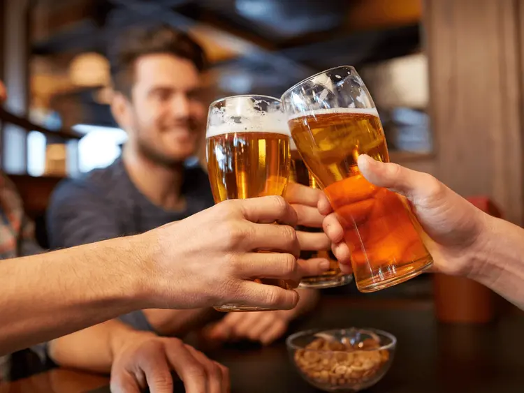 A queda do mercado de cervejas: um efeito da legalização da cannabis no Canadá