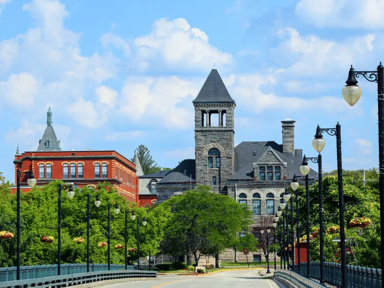 Recorde de vendas de cannabis em Rhode Island em 2023 atingem US$ 100 Milhões