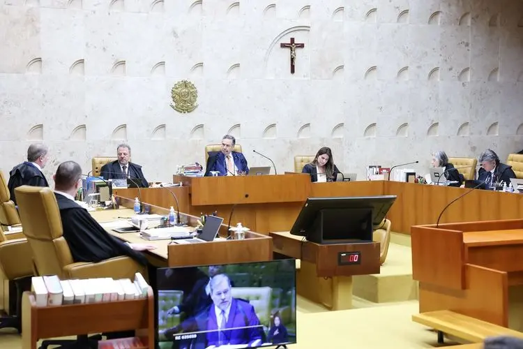 STF estabelece 40g ou 6 plantas plantas fêmeas de maconha para consumo próprio; entenda o que muda