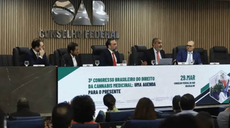 <strong>Em Brasília, congresso debate aspectos jurídicos do uso medicinal da cannabis</strong>