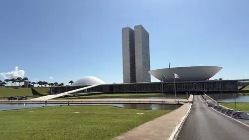 STJ reconhece necessidade de regulamentar o cultivo de cannabis, e o Senado?