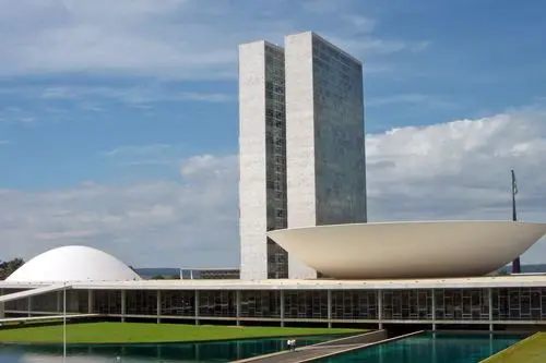 Imagem da noticia: STF y Ministerio de Salud reciben a representantes de asociaciones de pacientes de cannabis en Brasilia