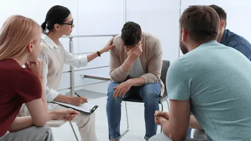 Psicodélicos para tratar "dependência química": uma boa alternativa?