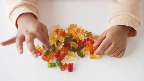 Imagem da noticia: Ingestión accidental de THC por niños puede llevar a la pérdida del poder familiar, explican abogados