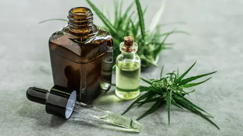 Paciente con autismo severo y síndrome de Down asegura tratamiento con cannabidiol tras decisión judicial